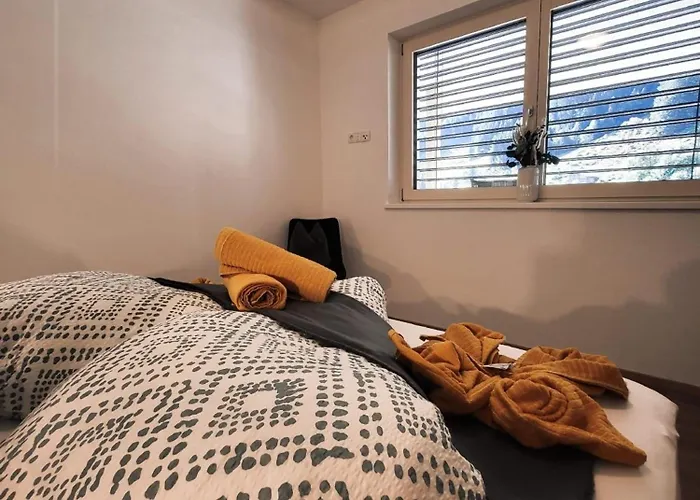 Ferienglueck, * Finkenberg